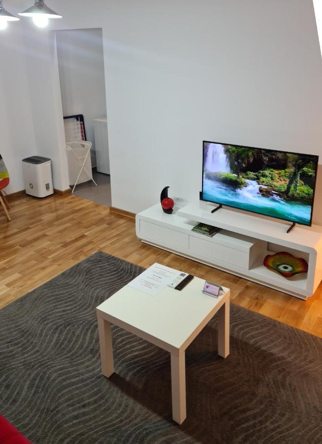 Apartament Alina Deva Exteriér fotografie