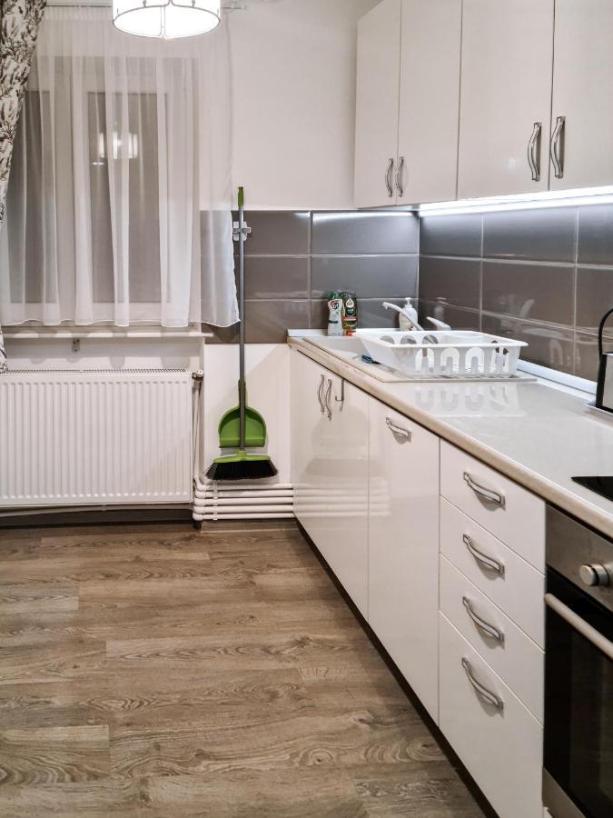 Apartament Alina Deva Exteriér fotografie